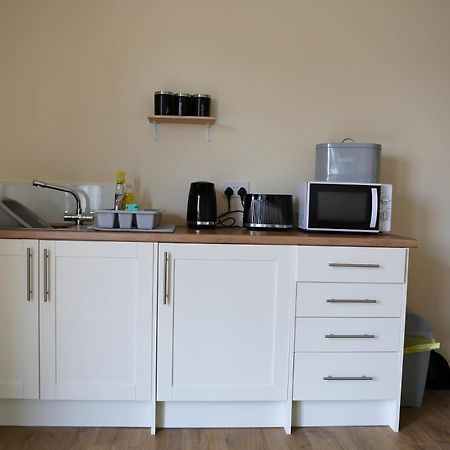 Borve The Stalls, Glamping Units Glengrasco, Portreeアパートメント エクステリア 写真