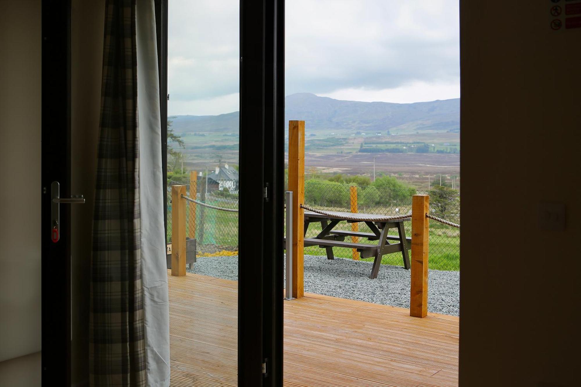 Borve The Stalls, Glamping Units Glengrasco, Portreeアパートメント エクステリア 写真
